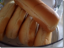 How to Turn Hot Dog Buns Into French Toast Sticks