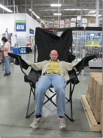 Products Nobody Needs: The Kingpin Giant Folding Chair