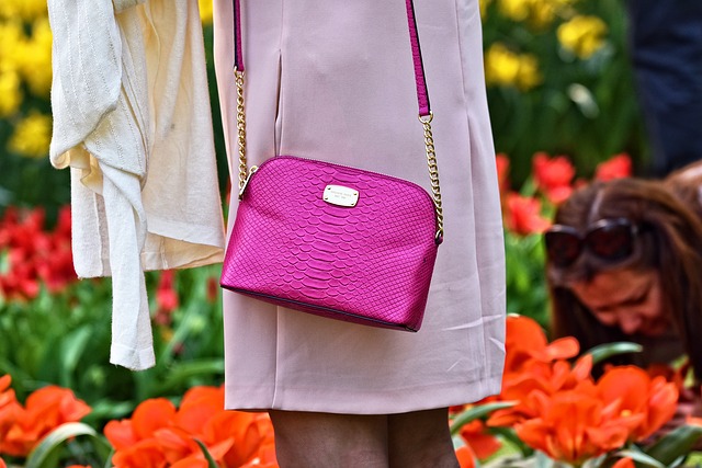 13 Things You Need to Have in Your Purse (but Probably Don't