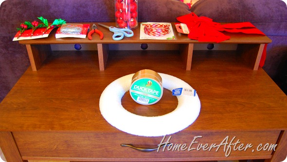 Duck Tape Christmas Wreath (9)